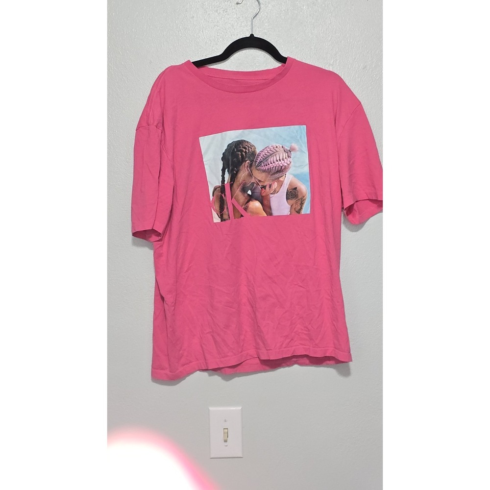 Calvin Klein L Pride Graphic Tee Hot Pink Braids Casual Relaxed Fit T-Shirt Top